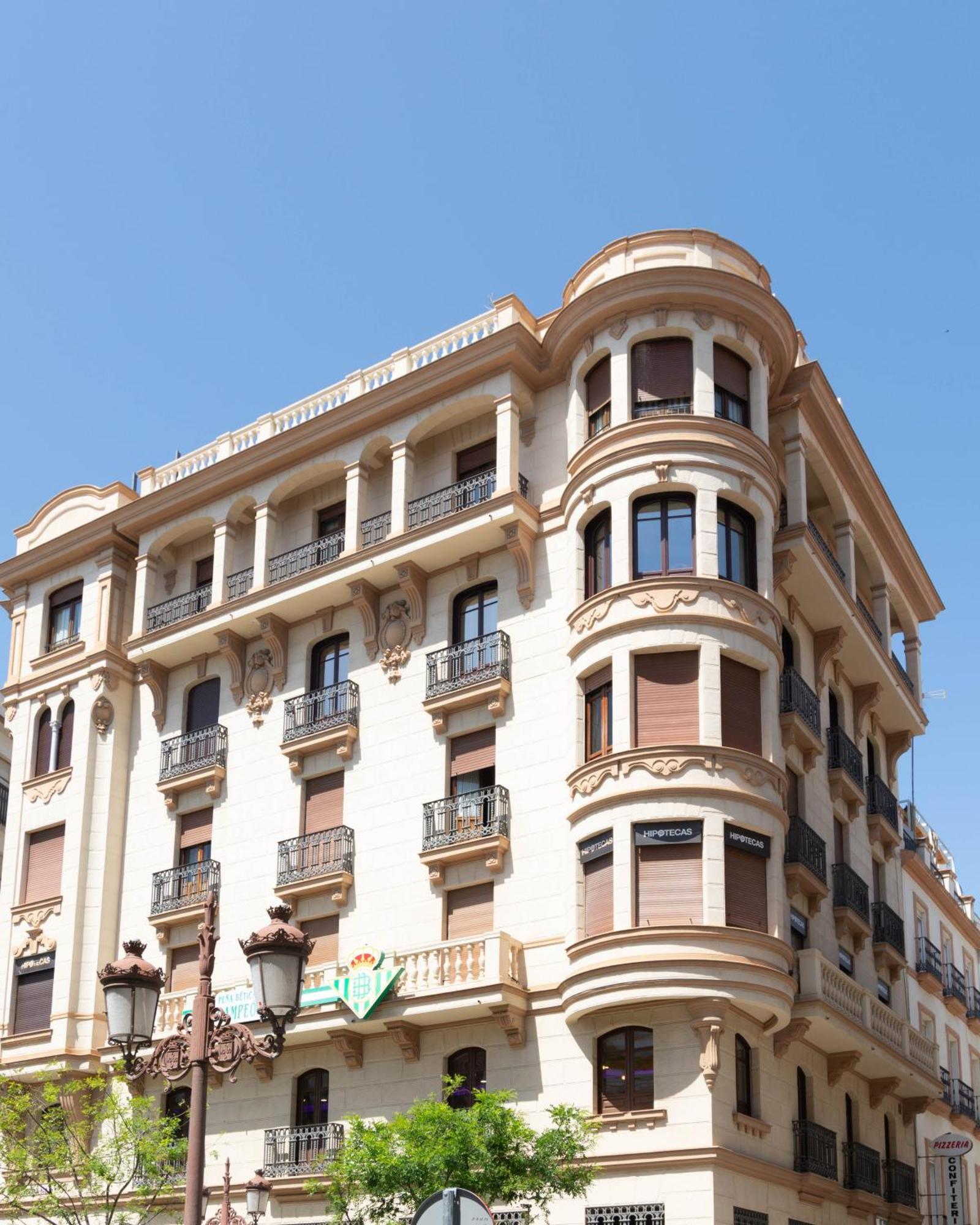 Betis Suites-La Campana إشبيلية المظهر الخارجي الصورة