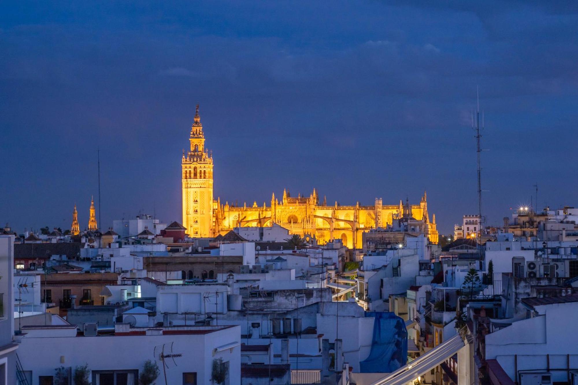 Betis Suites-La Campana إشبيلية المظهر الخارجي الصورة